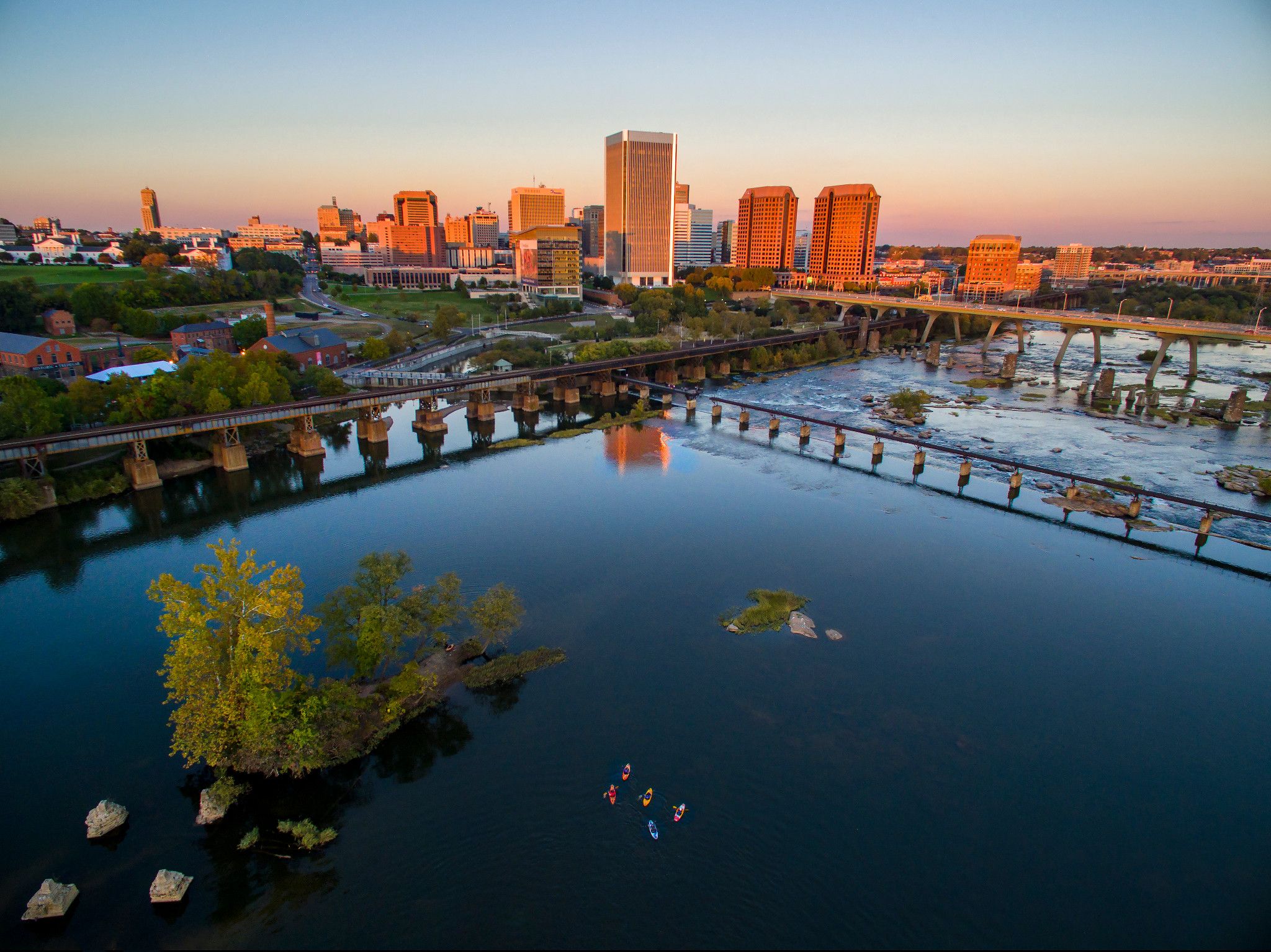 Richmond Virginia skyline with modern development