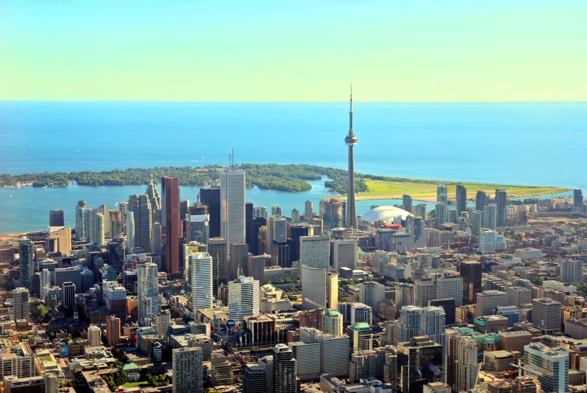 Toronto skyline with CN Tower