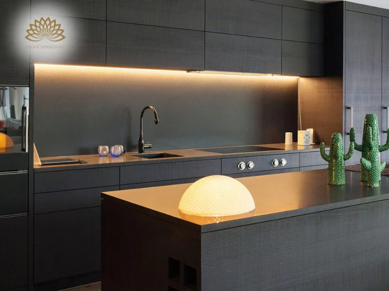 under cabinet lighting cost guide LED strip lights puck lights hardwired plug-in dimmable kitchen task lighting installation