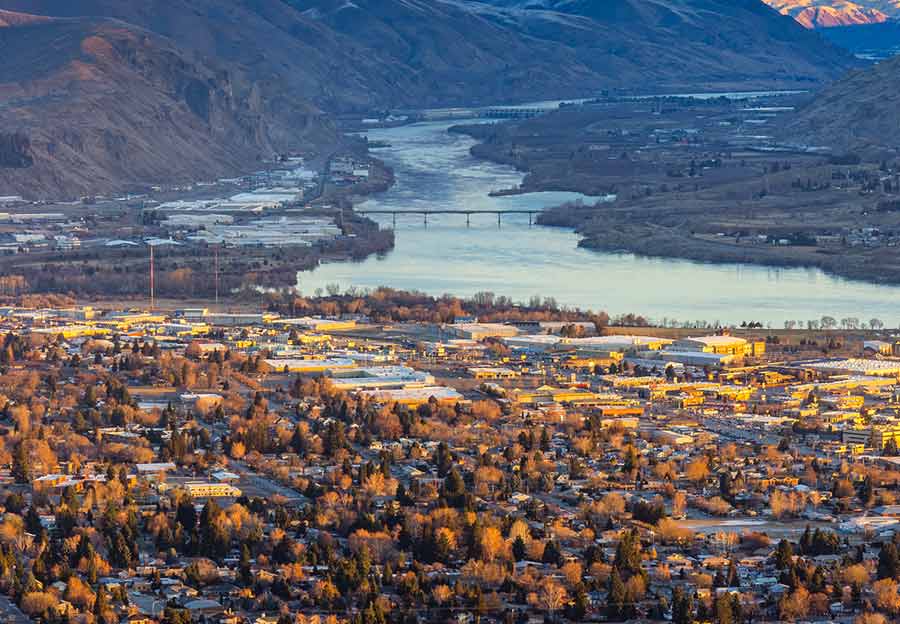 Wenatchee Valley and Lake Chelan Washington