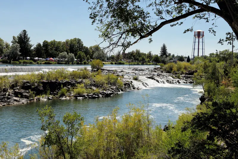 Idaho Falls Snake River waterfall and downtown