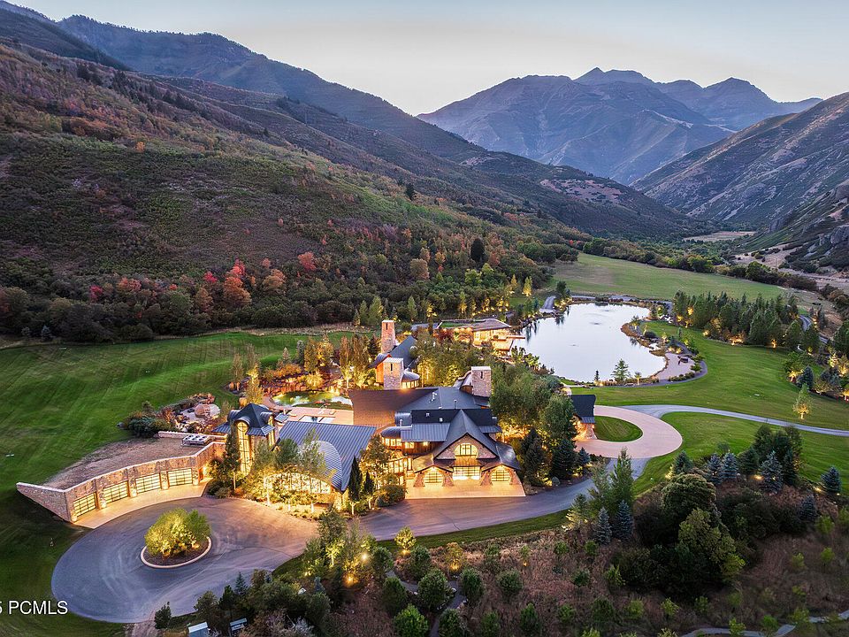 American Fork Utah with mountain canyon backdrop