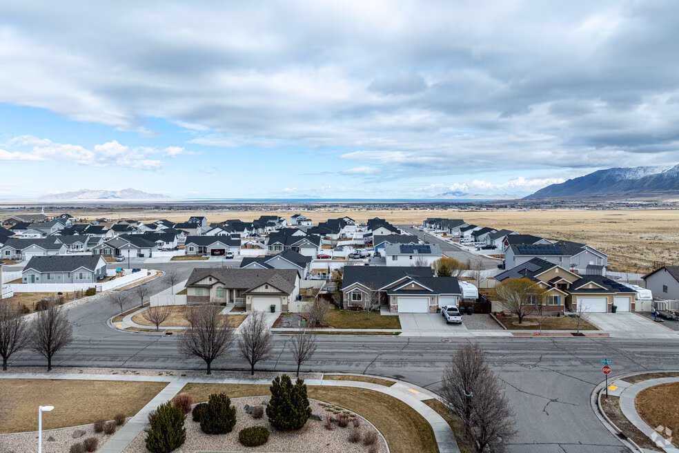 Tooele Utah with Stansbury Mountains and Tooele Valley