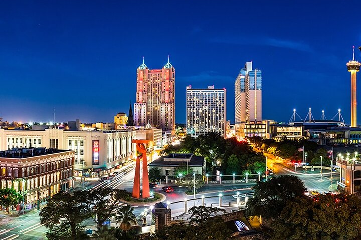 San Antonio skyline with the Tower of the Americas and River Walk