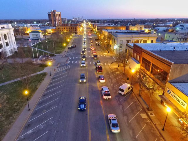Great Bend Kansas courthouse square and central Kansas landscape