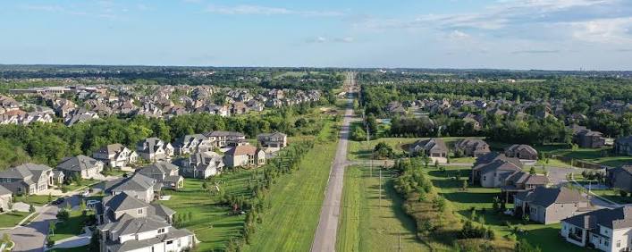 Overland Park Kansas suburban corridor and corporate district
