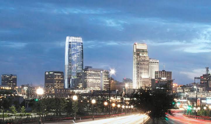 Omaha skyline along the Missouri River