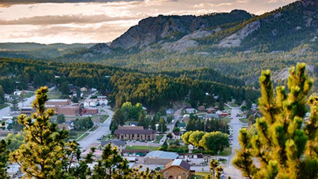 Custer South Dakota gateway to Custer State Park and Black Hills